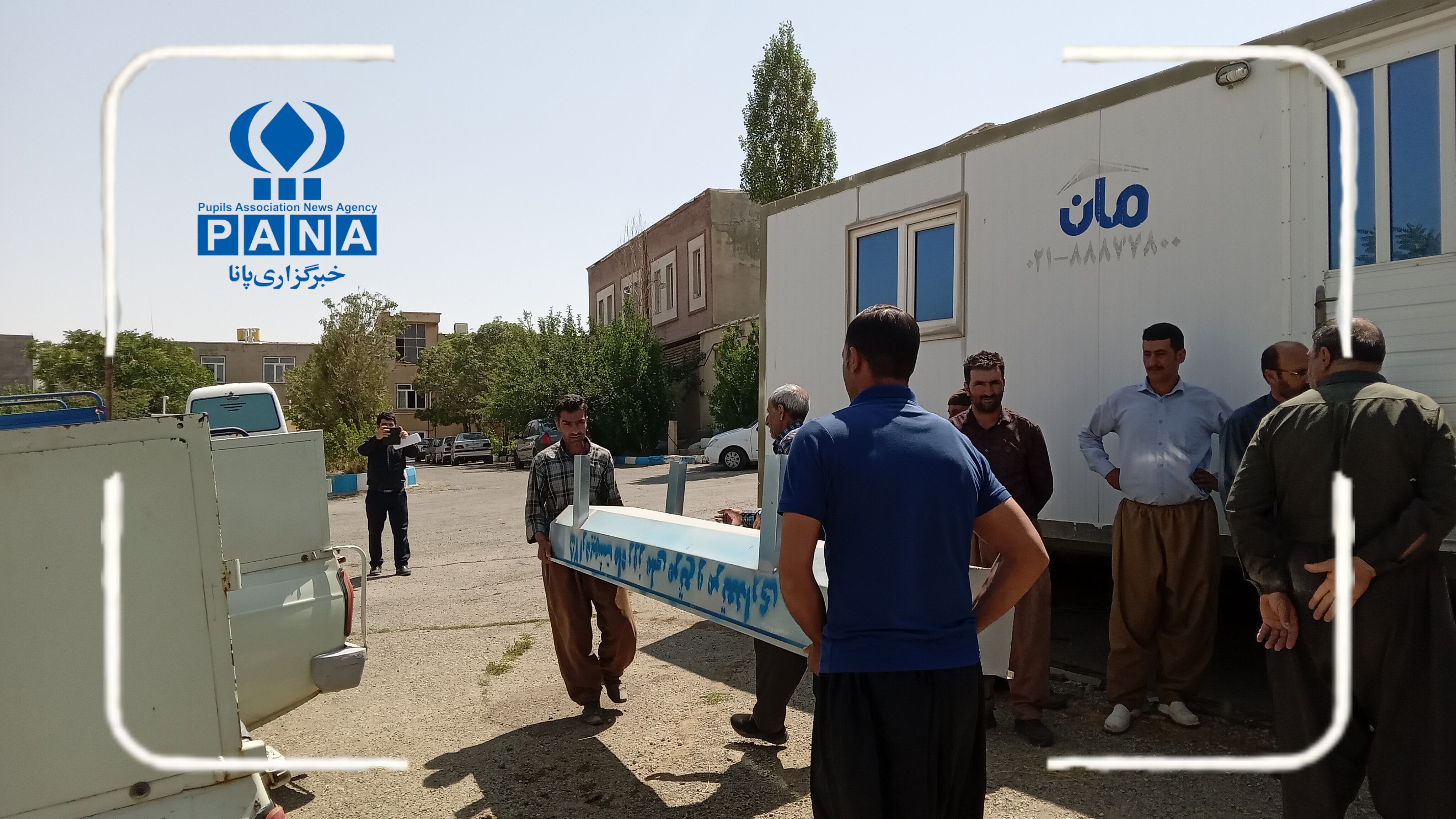 توزیع 100 دستگاه آبشخور در روستاهای شهرستان دهگلان