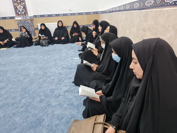 مراسم یادبود شهید سید حسن نصرالله در نمازخانه ولایت آموزش و پرورش شهرستان اسلامشهر