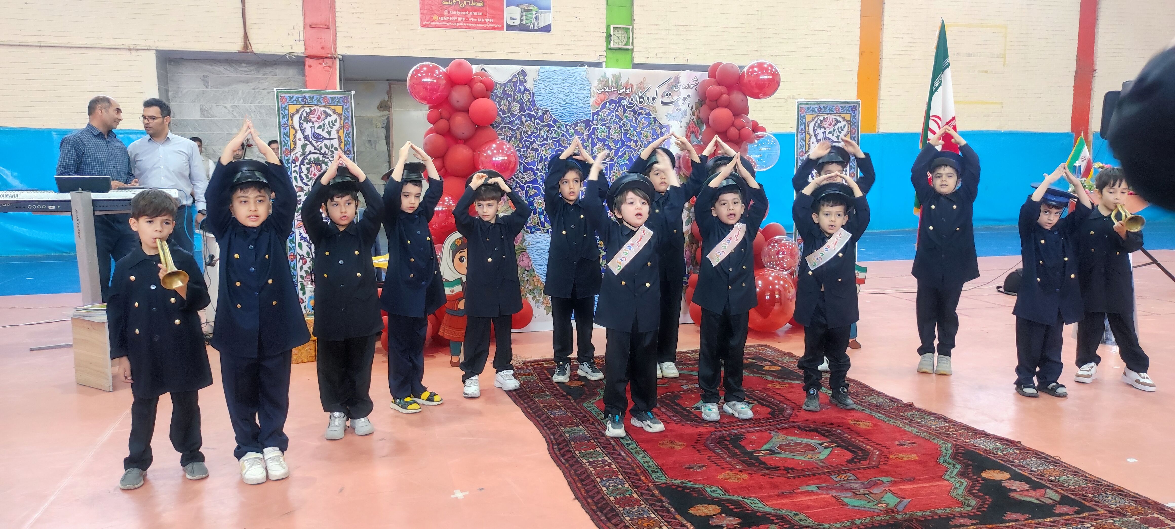 جشنواره هویت ملی کودکان در محل سالن ۱۳ آبان شیروان