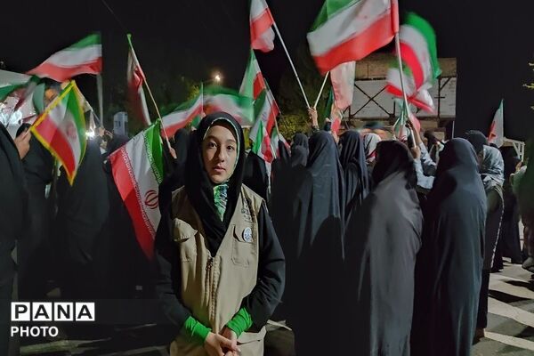 جوشش غیرت انقلابی مردم شهر بار در  اجتماعات شبانه