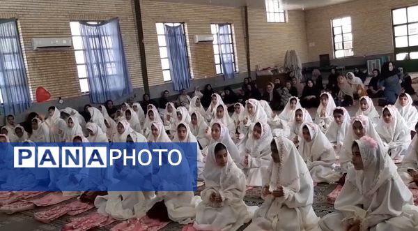 طلیعه بندگی «جشن تکلیف» دختران آموزشگاه نوریه جیرفت