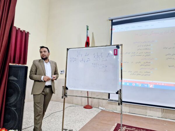 دوره ضمن خدمت "سواد سلامت" در عنبرآباد