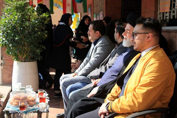 جشن حضور تا ظهور در هنرستان فرزانگان بهارستان ۲