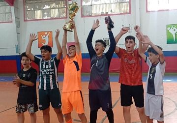 برگزاری تورنمنت فوتبال جام رفاقت ۱۴۰۴ در سالن ورزشی کوثر اندیشه نغمه‌ای از همدلی و اخلاق