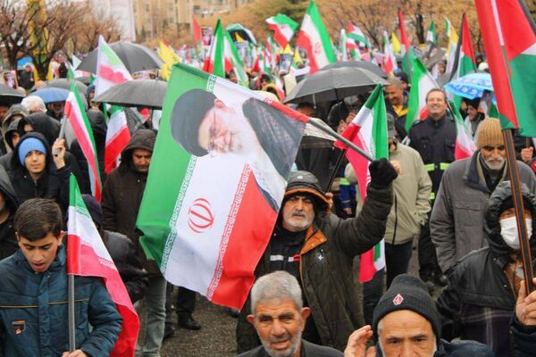 حضور حماسی مردم شهرستان پردیس در راهپیمایی روز قدس با وجود بارندگی