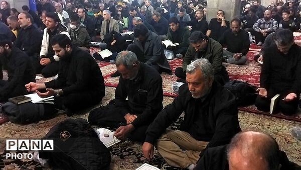 مراسم شب ۱۹ ماه رمضان در مسجد جامع نیشابور 