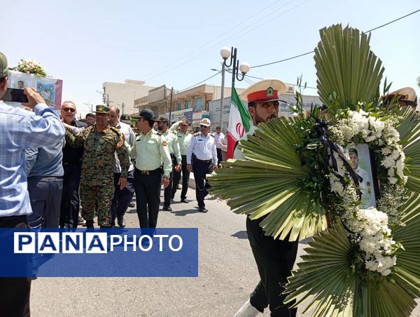 تشییع پیکر شهید استوار یکم محمد تنگستانی در بندرلنگه 