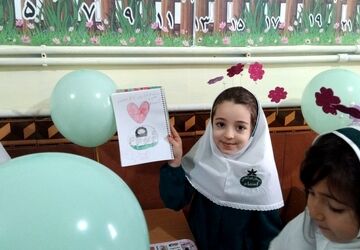 شکفتن شکوفه‌های کلاسی در اهر