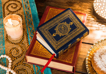 شرکت دانش‌آموزان شهر سورمق در ختم جزءخوانی قرآن کریم