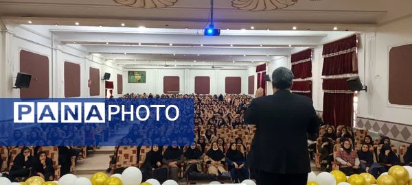 اردوی درون‌مدرسه‌ای و جشن میلاد امام زمان (عج) در دبستان برازنده مقدم ۱