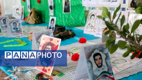 برپایی نمایشگاه دفاع مقدس در مسجد جامع قروه 