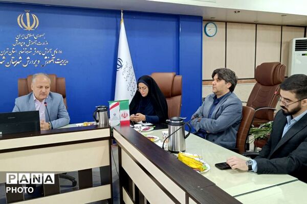 تجلیل از مدافعان سلامت در آموزش و پرورش شهریار