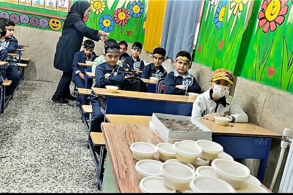 برگزاری ایام فاطمیه در مدارس شهرستان شهریار با شکوه هر چه تمام