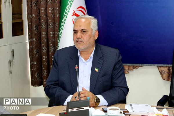 فیروزکوه؛ جلسه شورای آموزش‌و‌‌پرورش با رویکرد ارتقای کیفیت‌آموزشی