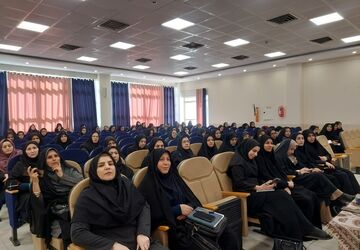 جلسه توانمندسازی مدیران ناحیه ۵ اصفهان در حوزه پیشگیری از آسیب‌های اجتماعی و مشاوره