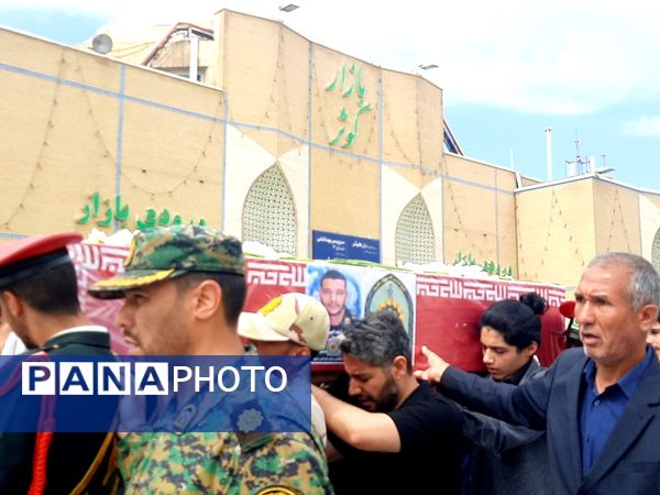 تشییع پیکر شهدای نیروی انتظامی مشهد مقدس