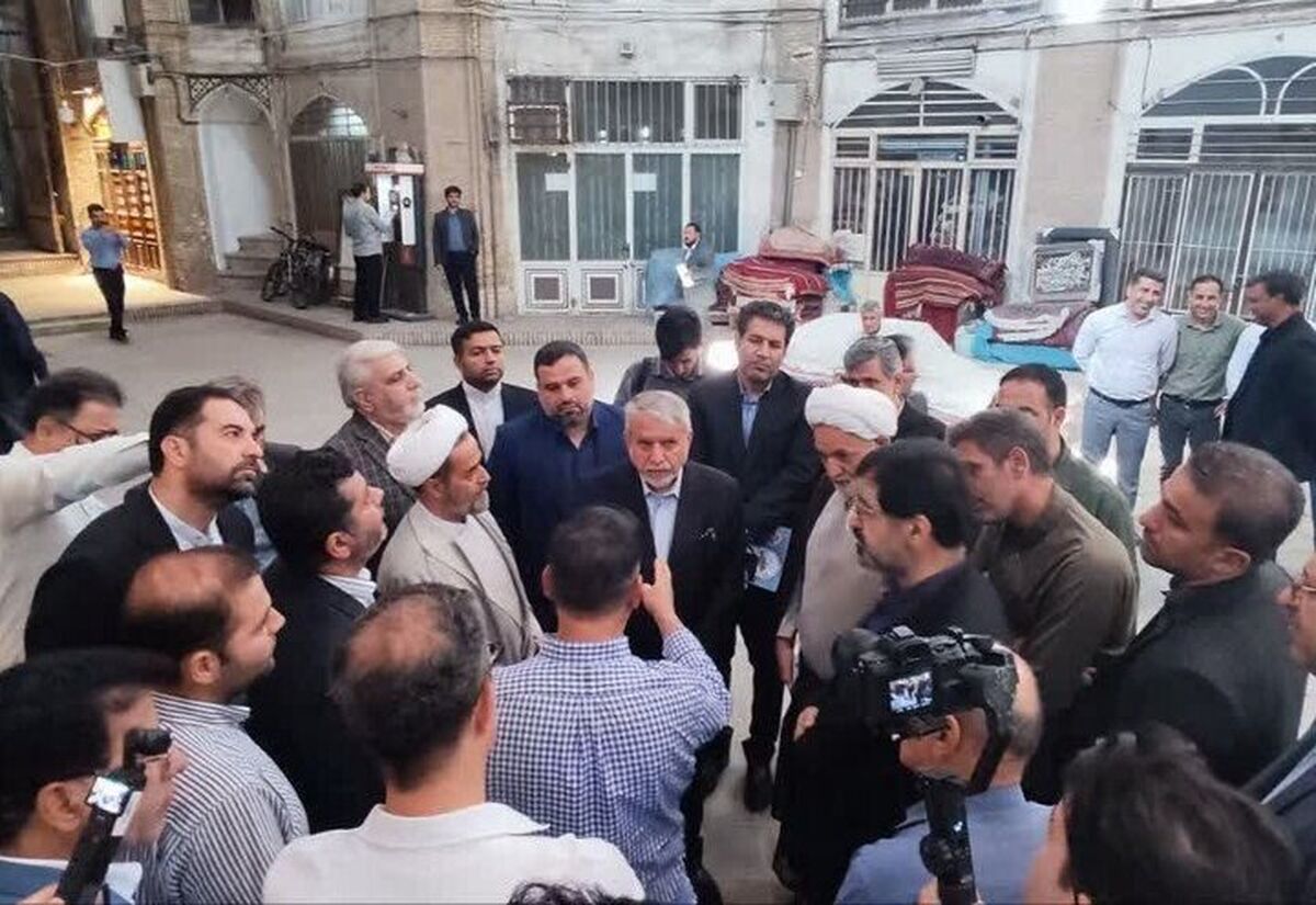 بازدید وزیر میراث‌فرهنگی از تیمچه بزرگ بازار قم