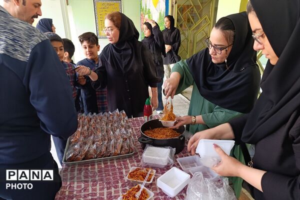 مسابقات ورزشی پدر پسری در دبستان امام علی (ع) شهرری