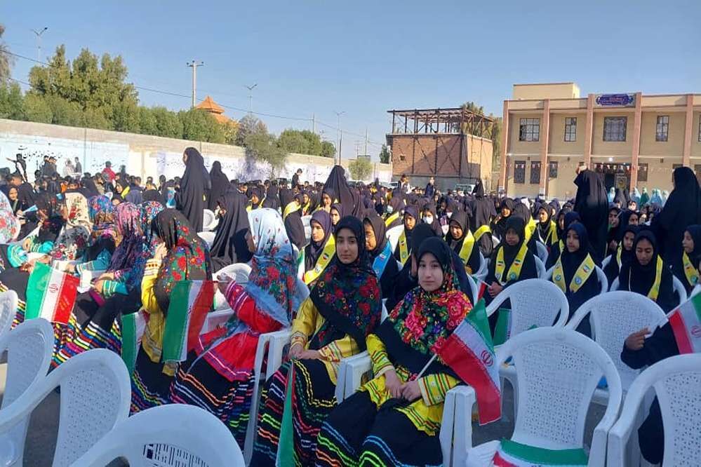مانور یاوران انقلاب دانش‌آموزان عشایری