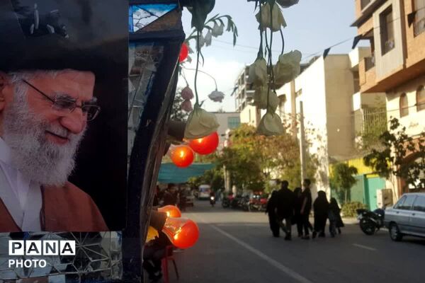 همدلی و وحدت مردم پشت صحنه حضور میلیونی در تشییع رهبر شهید 