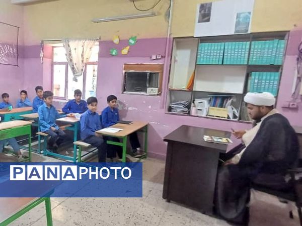 برگزاری مسابقات قرآن، عترت و نماز مدارس ابتدایی میناب 