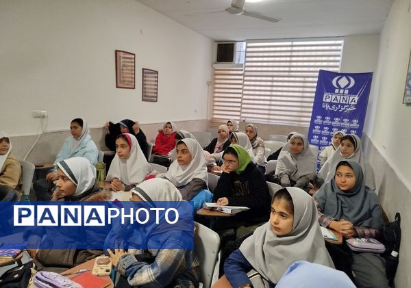 کارگاه آموزش مقدماتی خبرنگاران پانا دختر و پسر ناحیه  ۴ کرج