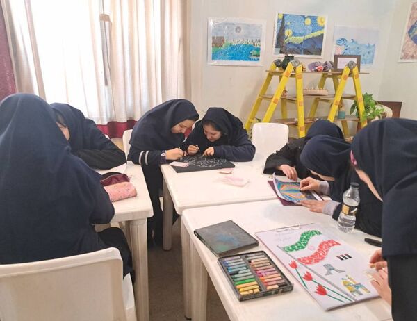 درخشش دوباره مدرسه دکتر باهنر در نمایشگاه ماها 