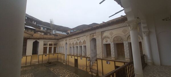 خانه نیما یوشیج در زادگاهش پذیرایی گردشگران نوروزی