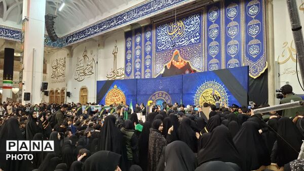 اجتماع خونخواهی مردم انقلابی قم در حرم حضرت معصومه(س)