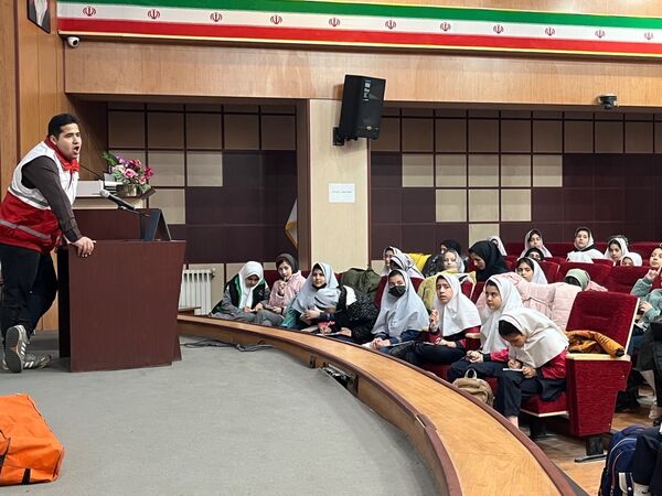 کارگاه آموزشی جشنواره سفیران سلامت با موضوع ایستگاه امدادی