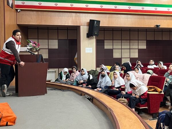 کارگاه آموزشی جشنواره سفیران سلامت با موضوع ایستگاه امدادی