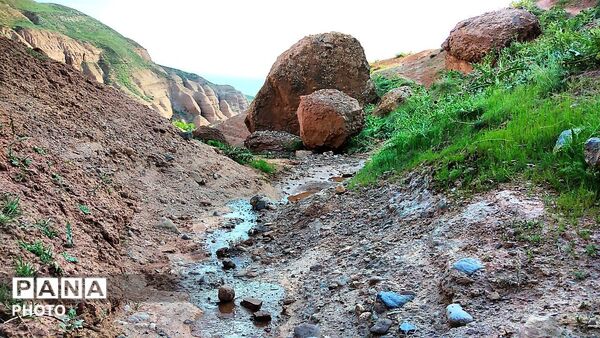 کوه های زیبای تخت پلنگ نیشابور 