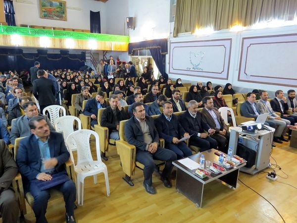 به مناسبت هفته امور تربیتی و ارشاد اسلامی برنامه در کانون باهنر