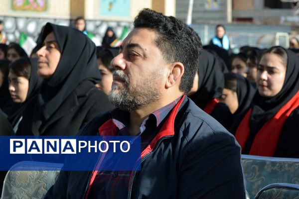 طنین زنگ انقلاب در بهارستان‌دو 