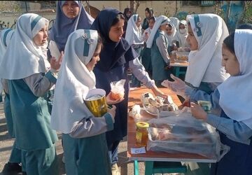 بازارچه مدرسه: جایی که بچه‌ها یاد می‌گیرند و رشد می‌کنند