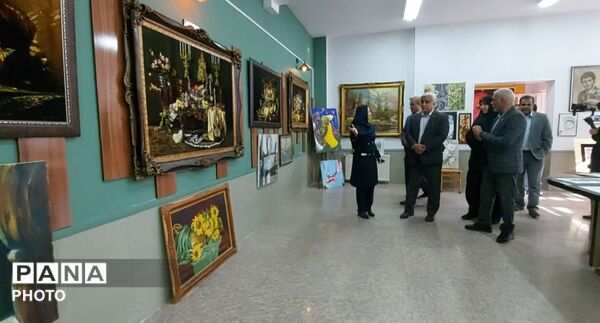  نمایشگاه هنری در مدرسه آرمینه مصلی‌نژاد