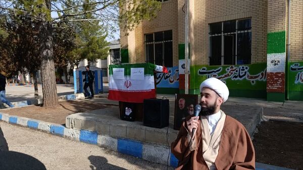 جلسه پرسش و پاسخ  و نشست بصیرتی در مدرسه نخبگان عشایر