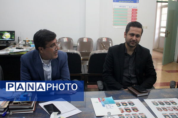 جلسه هم‌اندیشی کارکنان سازمان دانش‌آموزی استان بوشهر