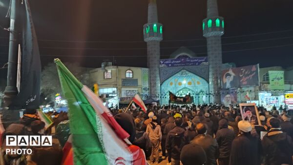 حضور با شکوه مردم آشخانه در هشتمین شب عزاداری رهبر معظم انقلاب