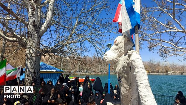 تجمع مردم ولایت مدار بن به مناسبت روز جمهوری اسلامی