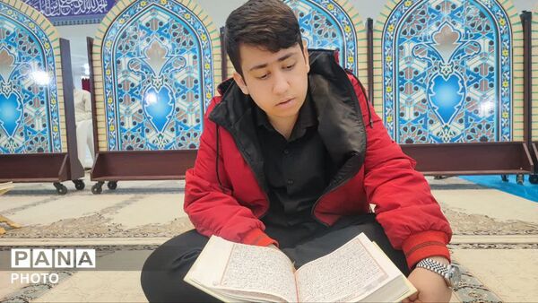 محفل انس با قران در حسینه ثارالله یاسوج 