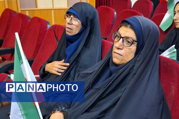 همایش الگوی سوم زن مسلمان در فرهنگسرای طاووسی شیراز