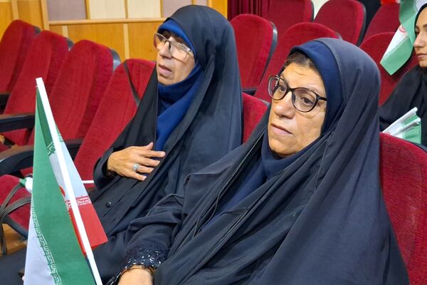 همایش الگوی سوم زن مسلمان در فرهنگسرای طاووسی شیراز