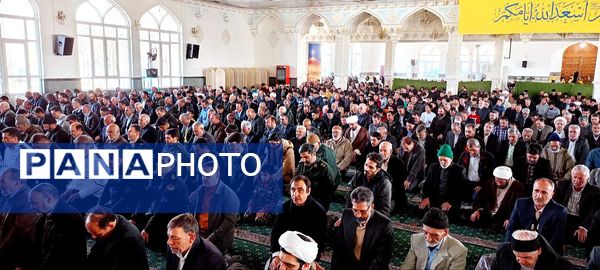 نماز جمعه در کاشمر