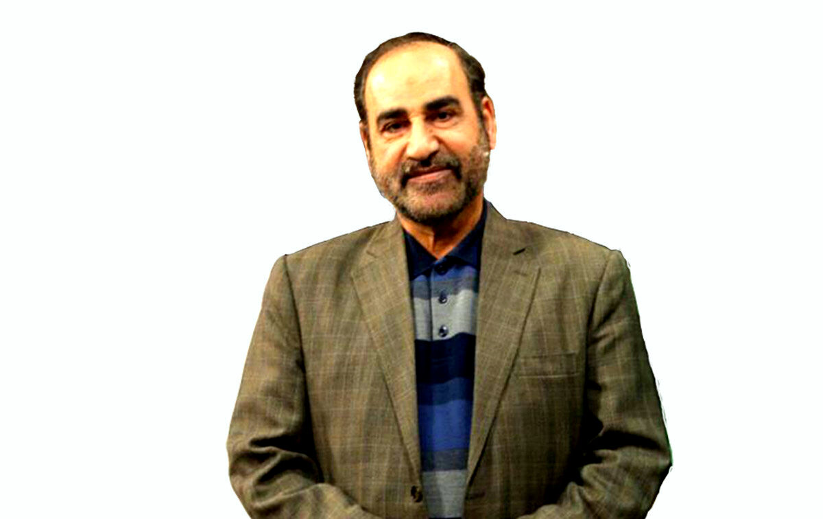نسل امروز را با زبان هنر و ابزار نوین با عاشورا آشنا کنیم