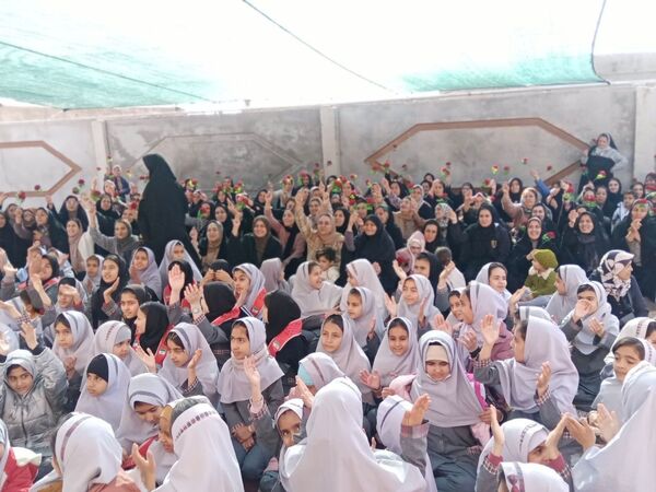 گرامیداشت روز مادر، روایت مهربانی بی پایان