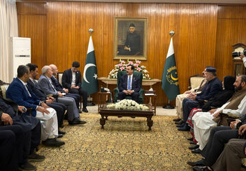 رئیس سنای پاکستان در دیدار قالیباف بر هم‌افزایی بیشتر تهران و اسلام‌آباد تاکید کرد
