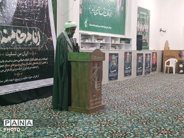  آیین بزرگداشت «امام شهید امت» و تکریم خانواده‌های شهدا در سندرک