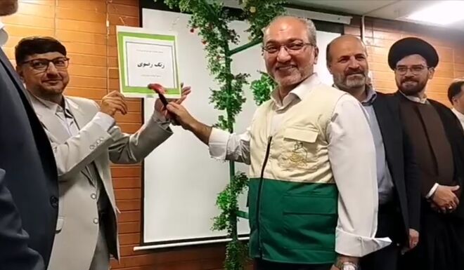 نواخته شدن زنگ مهر رضوی در مدارس قم