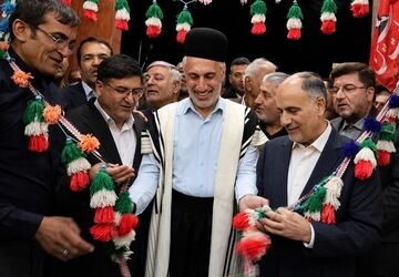 افتتاح مجتمع فرهنگی هنری داراب افسر بختیاری در چغاخور
